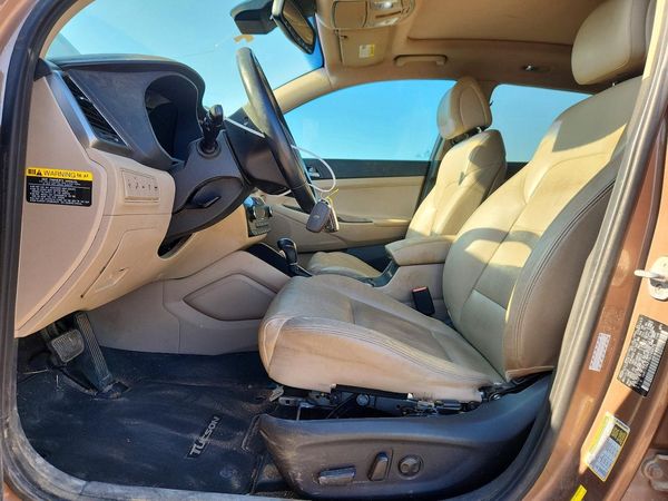 2016 HYUNDAI TUCSON — DENT