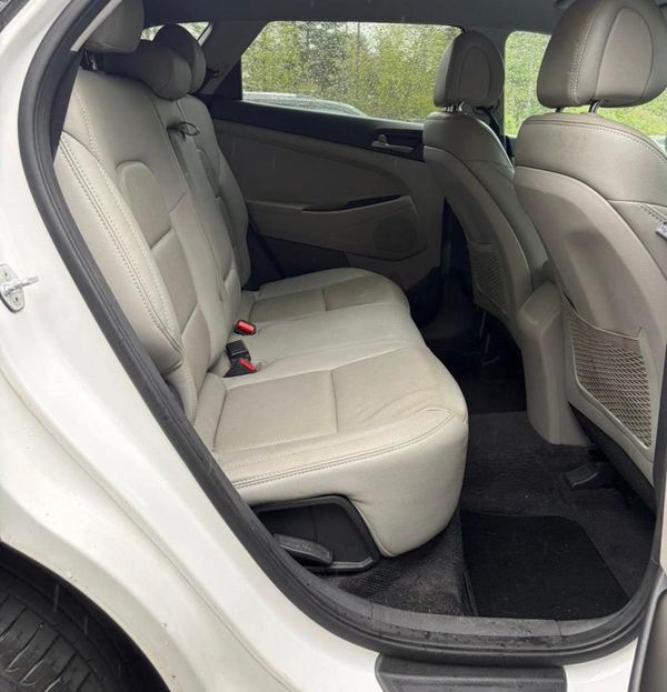 2018 HYUNDAI TUCSON