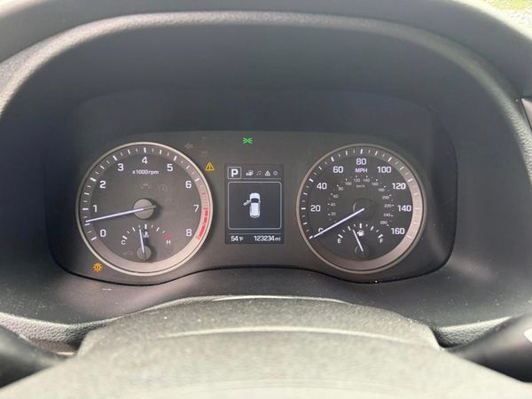 2018 HYUNDAI TUCSON