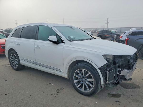 2017 AUDI Q7 quattro Prestige