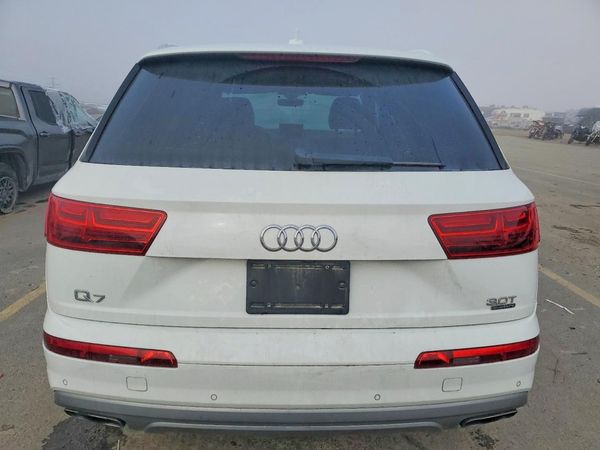 2017 AUDI Q7 quattro Prestige