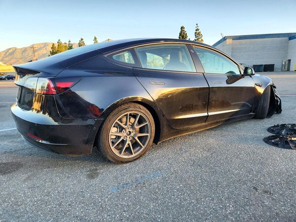 2022 TESLA MODEL 3 — PSRA