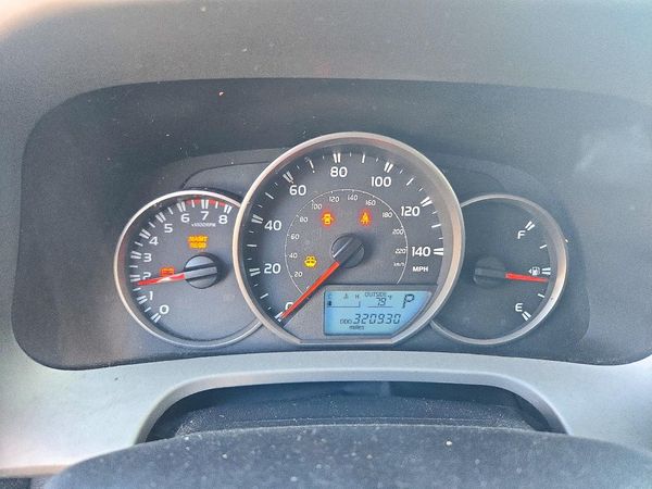 2016 TOYOTA RAV4 LE (X Grade) — ODOM