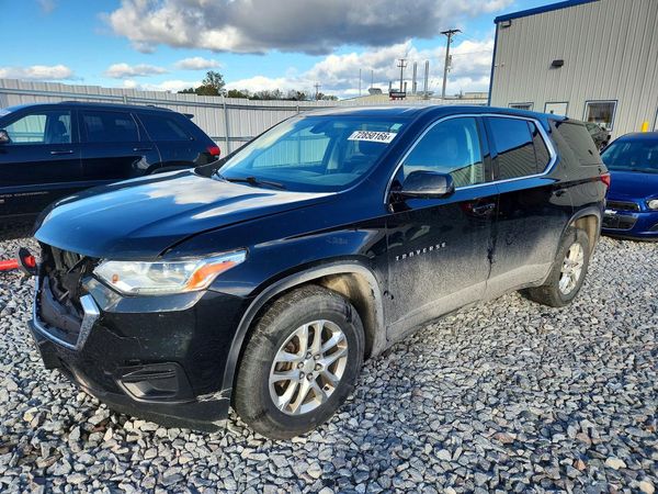 2018 CHEVROLET TRAVERSE LS — Front 3/4
