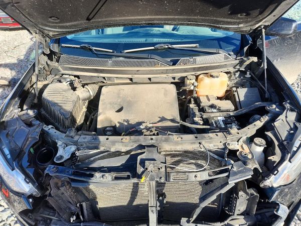 2018 CHEVROLET TRAVERSE LS — Engine bay