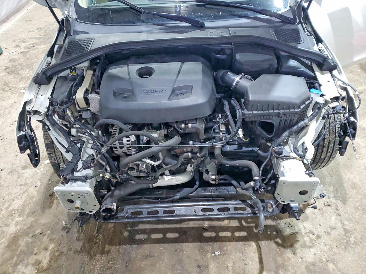 2018 VOLVO S60 Platinum