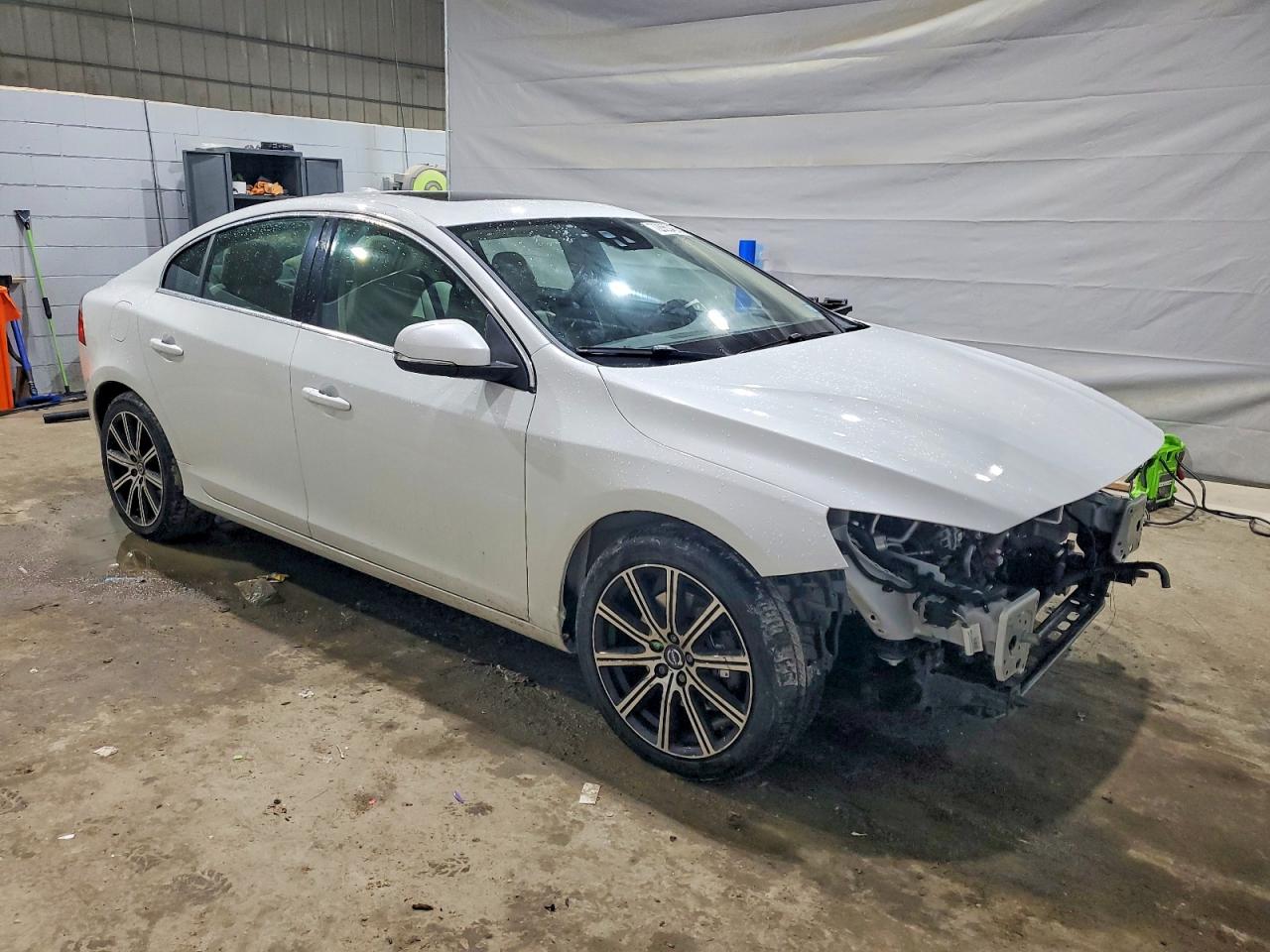 2018 VOLVO S60 Platinum