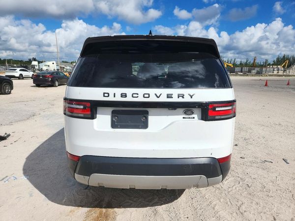 2018 LAND ROVER DISCOVERY HSE Luxury — DIRR