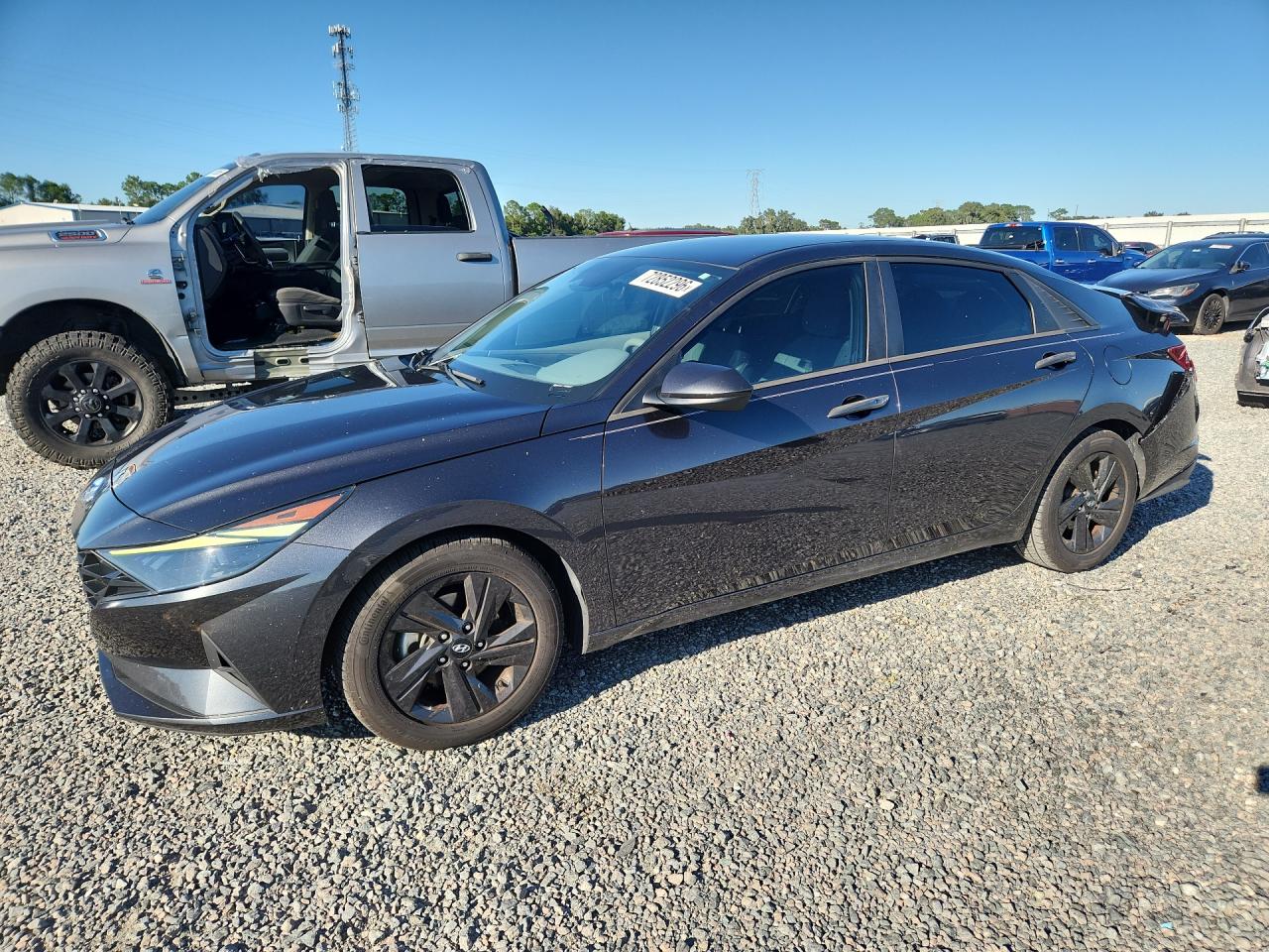 2021 HYUNDAI ELANTRA SEL — Front 3/4