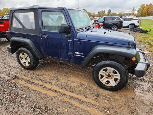 2013 JEEP WRANGLER Sport — Passenger 3/4