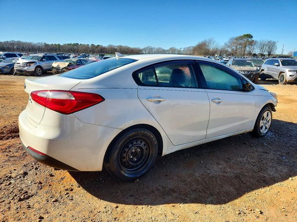2016 KIA FORTE