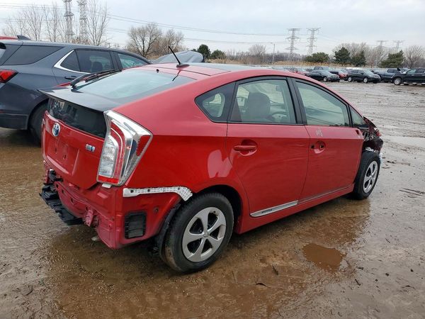 2015 TOYOTA PRIUS