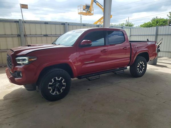 2023 TOYOTA TACOMA SR5 — Front 3/4