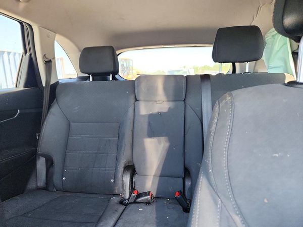 2016 KIA SORENTO L / LX — SUVN