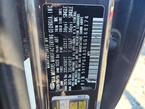 2016 KIA SORENTO L / LX — VINS