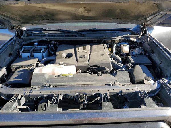2023 TOYOTA TUNDRA SR5 — Engine bay