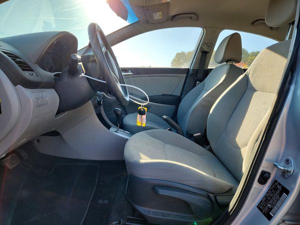 2013 HYUNDAI ACCENT GLS, GS — DENT