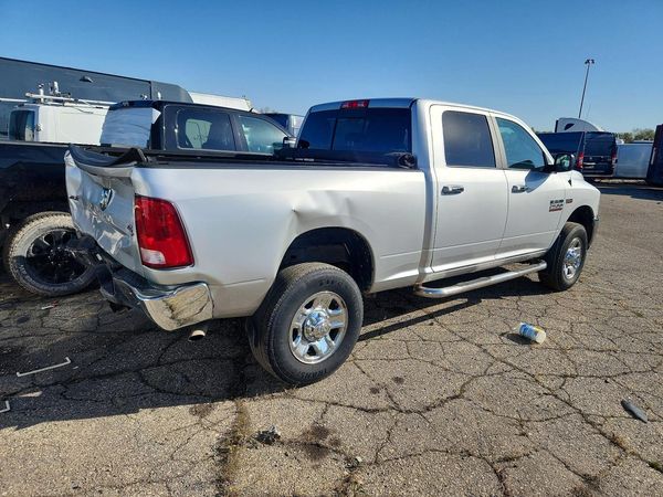 2018 RAM 2500 SLT — PSRA