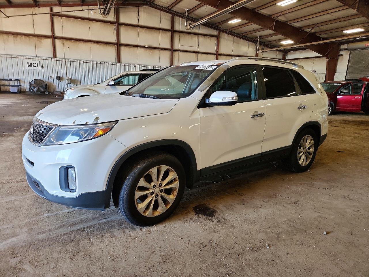 2014 KIA SORENTO EX — Front 3/4