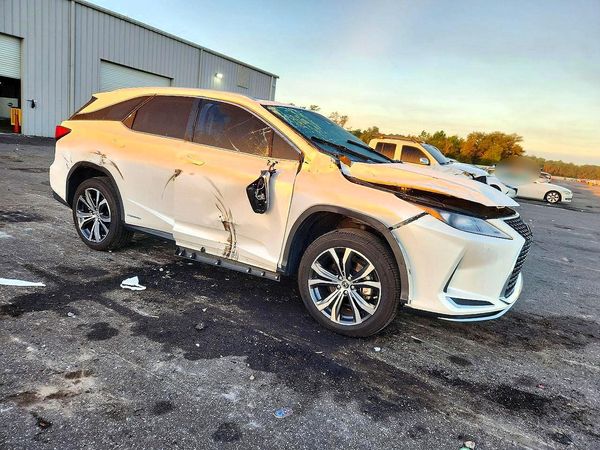2021 LEXUS RX 450hL Premium — Passenger 3/4