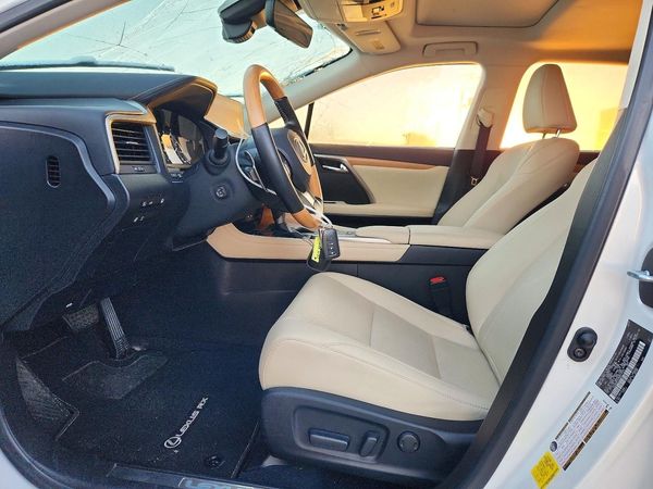2021 LEXUS RX 450hL Premium — DENT