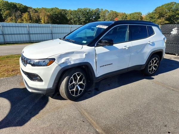2025 JEEP COMPASS Limited — Front 3/4