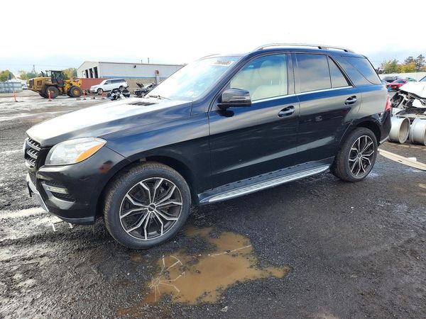 2013 MERCEDES-BENZ ML ML350 4-MATIC — Front 3/4