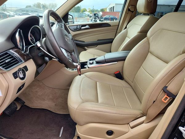 2013 MERCEDES-BENZ ML ML350 4-MATIC — DENT