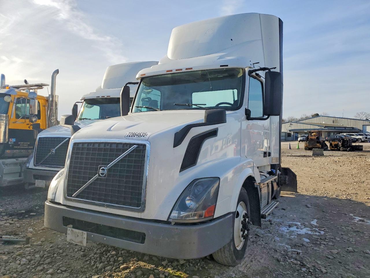 2017 VOLVO VN
