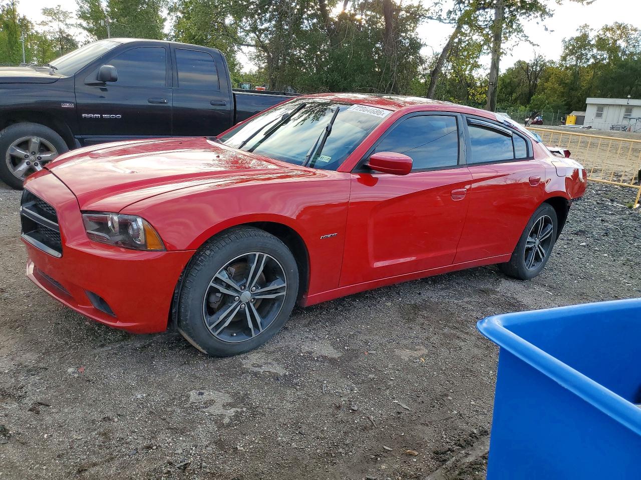 2013 DODGE CHARGER R/T — Front 3/4