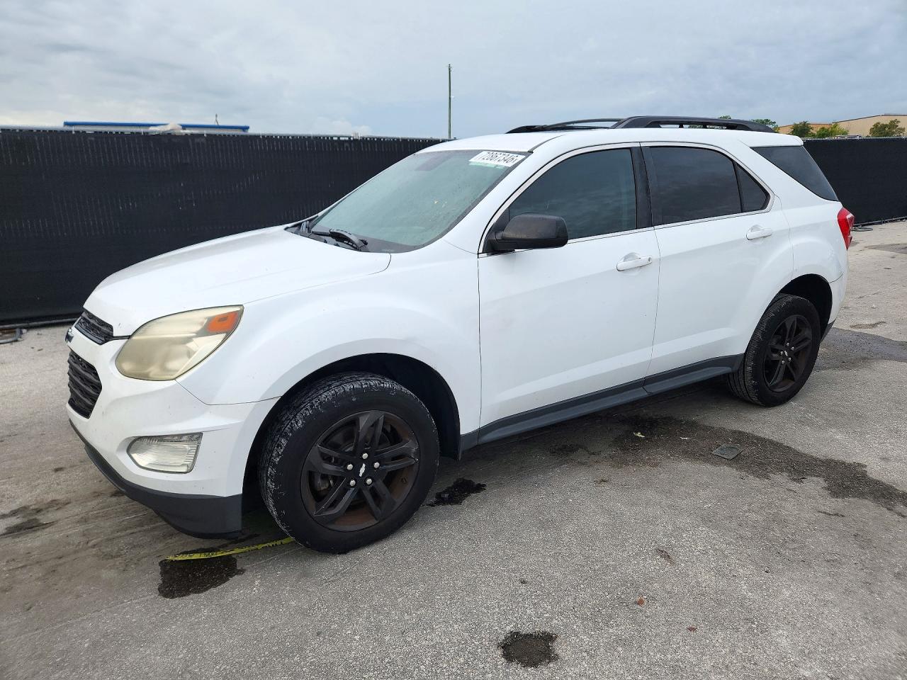 2017 CHEVROLET EQUINOX LT / FL — Front 3/4