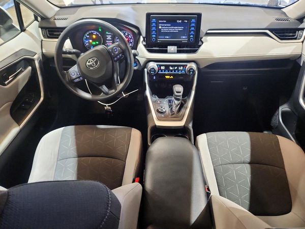 2020 TOYOTA RAV4 XLE HV — CKPT