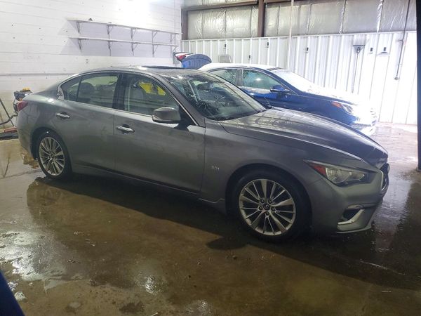 2018 INFINITI Q50