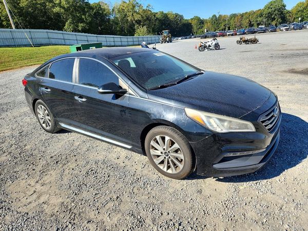 2015 HYUNDAI SONATA — Passenger 3/4