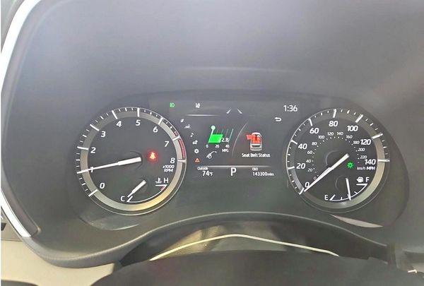 2021 TOYOTA HIGHLANDER XLE Nav