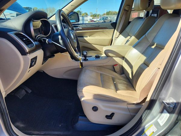 2015 JEEP CHEROKEE Limited — DENT