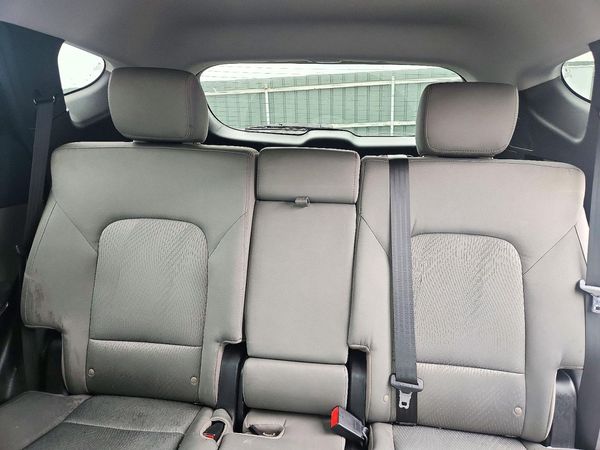2017 HYUNDAI SANTA FE — SUVN