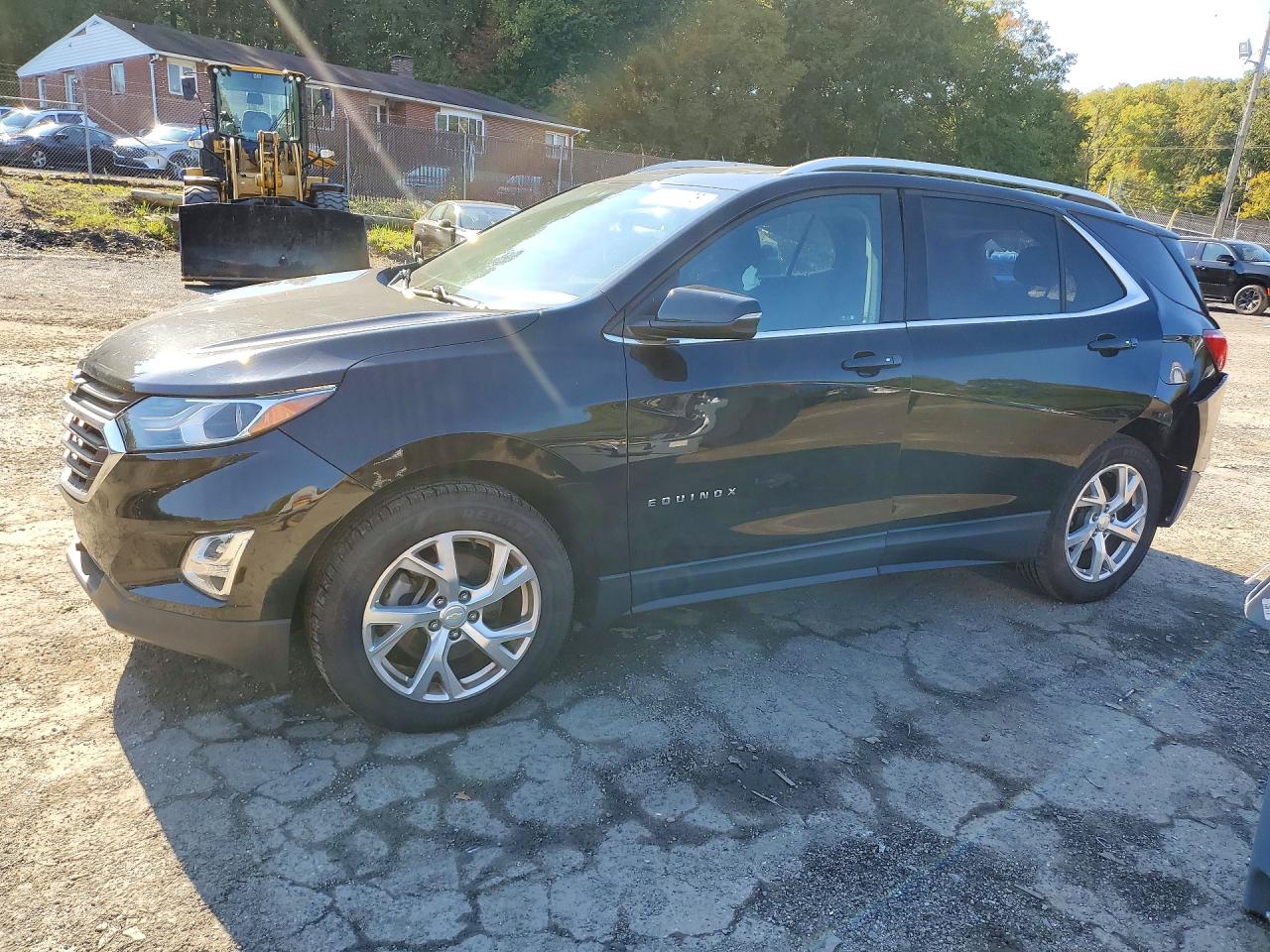 2019 CHEVROLET EQUINOX LT (2LT) — Front 3/4