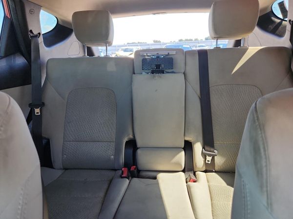 2017 HYUNDAI SANTA FE Base — SUVN