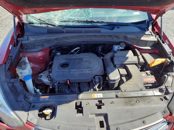 2017 HYUNDAI SANTA FE Base — Engine bay