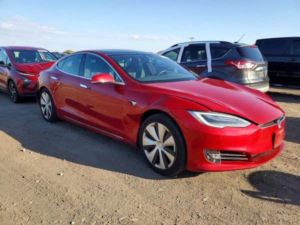2020 TESLA MODEL S — Passenger 3/4