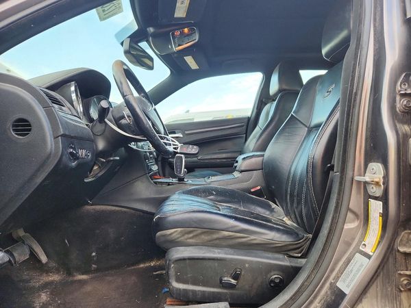 2014 CHRYSLER 300 300S — DENT