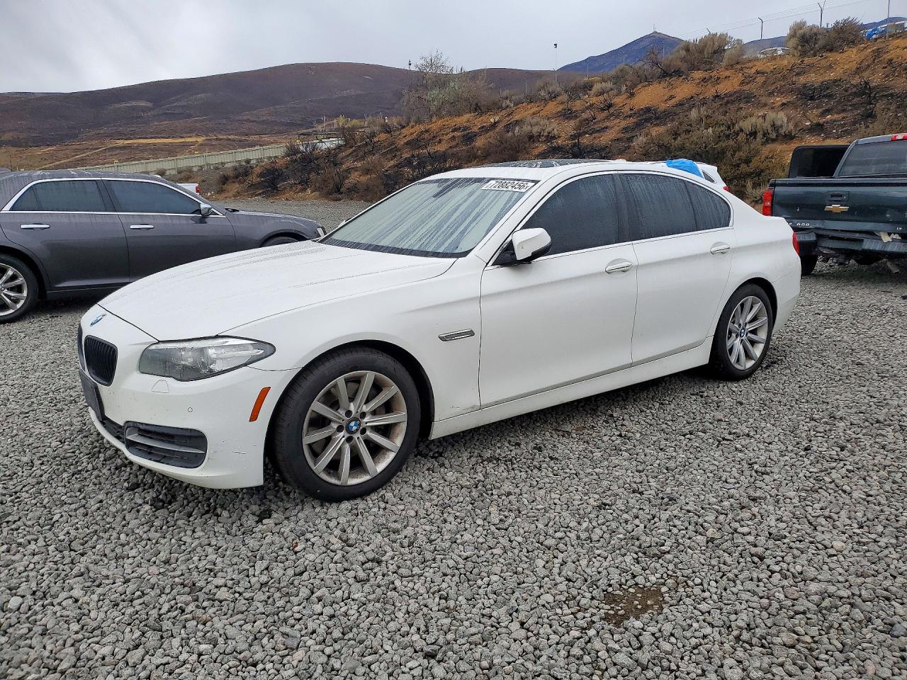 2014 BMW 5 SERIES xDrive — Front 3/4