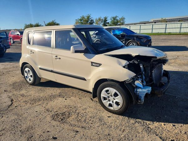 2012 KIA SOUL GL — Passenger 3/4