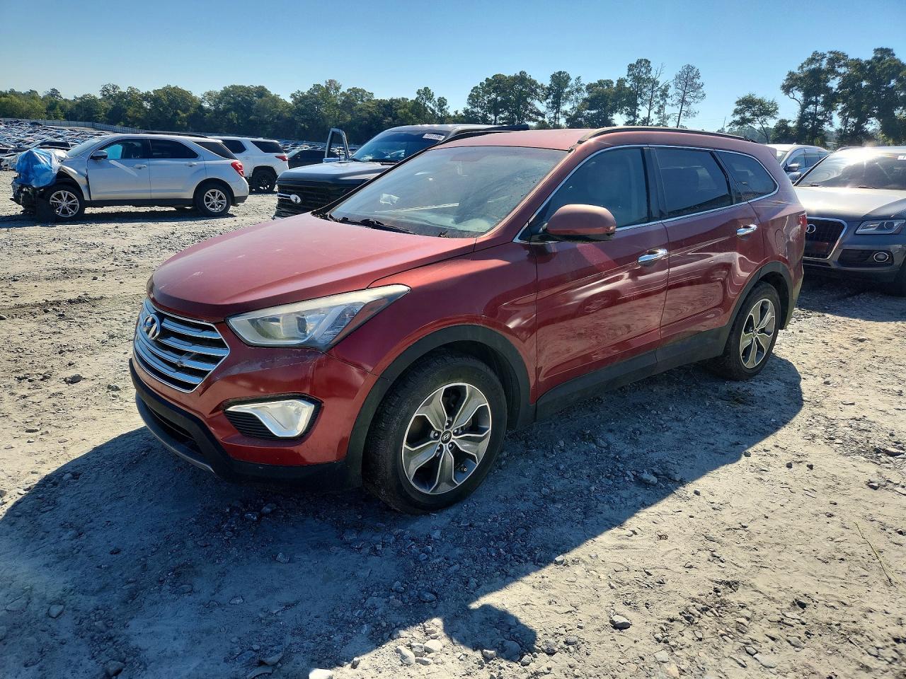 2013 HYUNDAI SANTA FE GL — Front 3/4