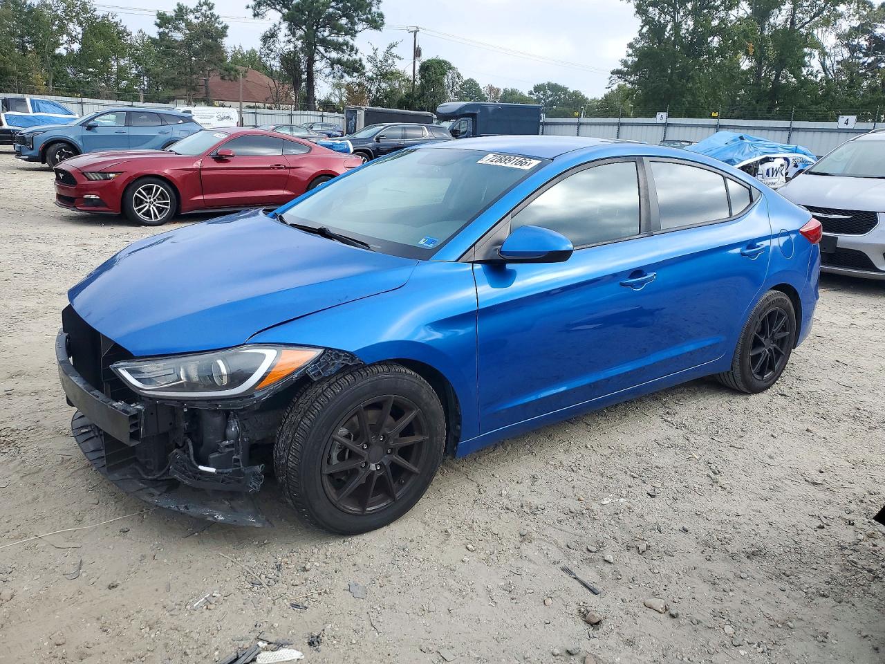 2017 HYUNDAI ELANTRA SE Base — Front 3/4