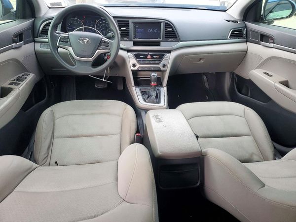2017 HYUNDAI ELANTRA SE Base — CKPT