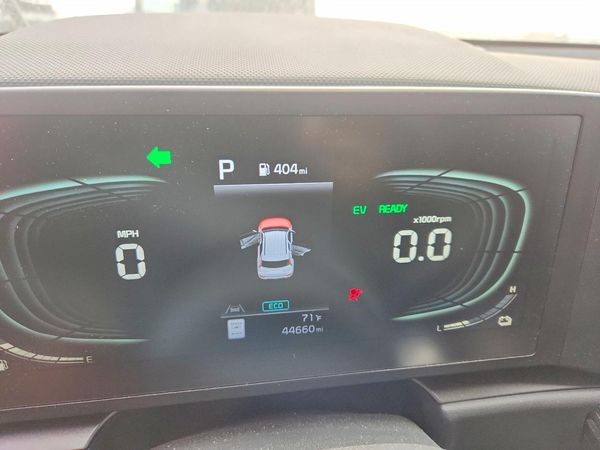2024 KIA NIRO LX