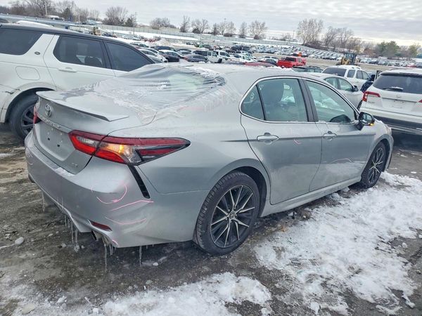 2022 TOYOTA CAMRY
