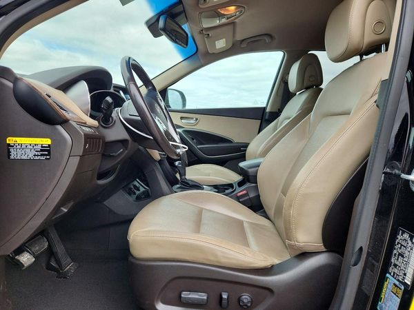 2017 HYUNDAI SANTA FE GLS — DENT